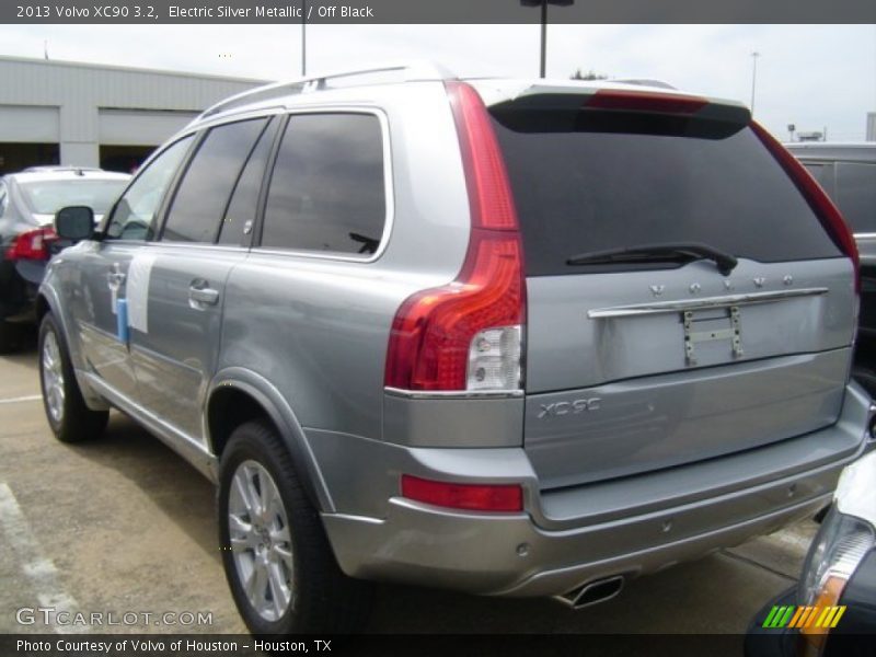 Electric Silver Metallic / Off Black 2013 Volvo XC90 3.2