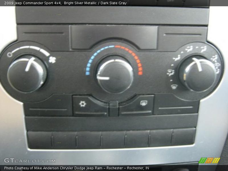 Bright Silver Metallic / Dark Slate Gray 2009 Jeep Commander Sport 4x4