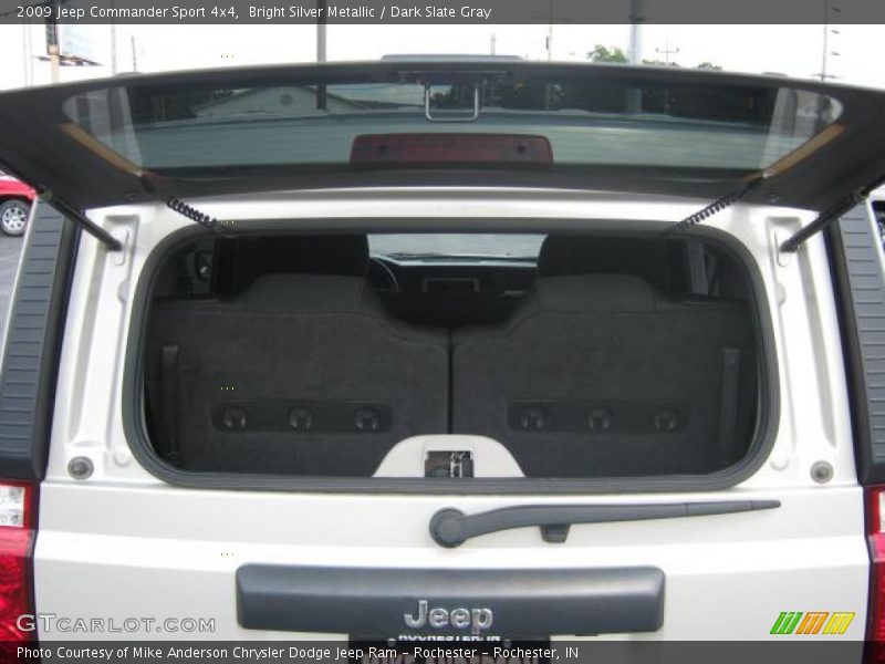 Bright Silver Metallic / Dark Slate Gray 2009 Jeep Commander Sport 4x4