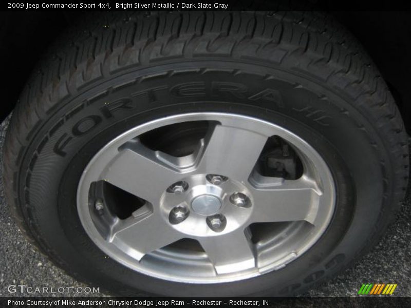 Bright Silver Metallic / Dark Slate Gray 2009 Jeep Commander Sport 4x4
