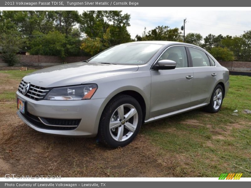 Tungsten Silver Metallic / Cornsilk Beige 2013 Volkswagen Passat TDI SE