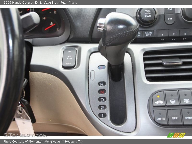 Sage Brush Pearl / Ivory 2006 Honda Odyssey EX-L