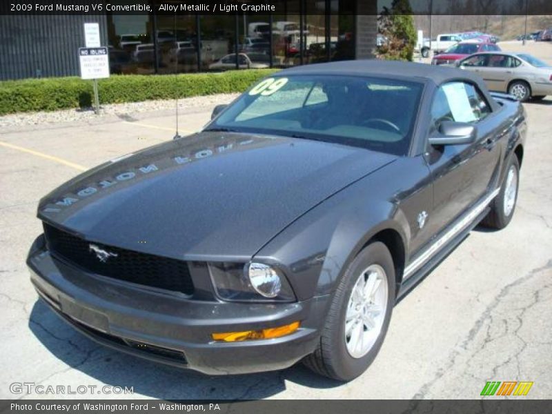 Alloy Metallic / Light Graphite 2009 Ford Mustang V6 Convertible
