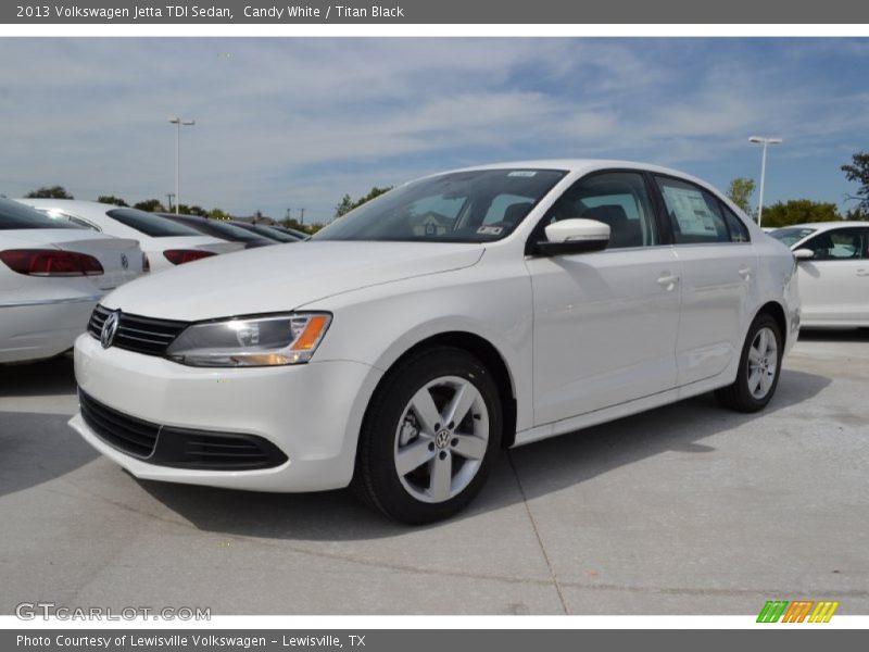Candy White / Titan Black 2013 Volkswagen Jetta TDI Sedan