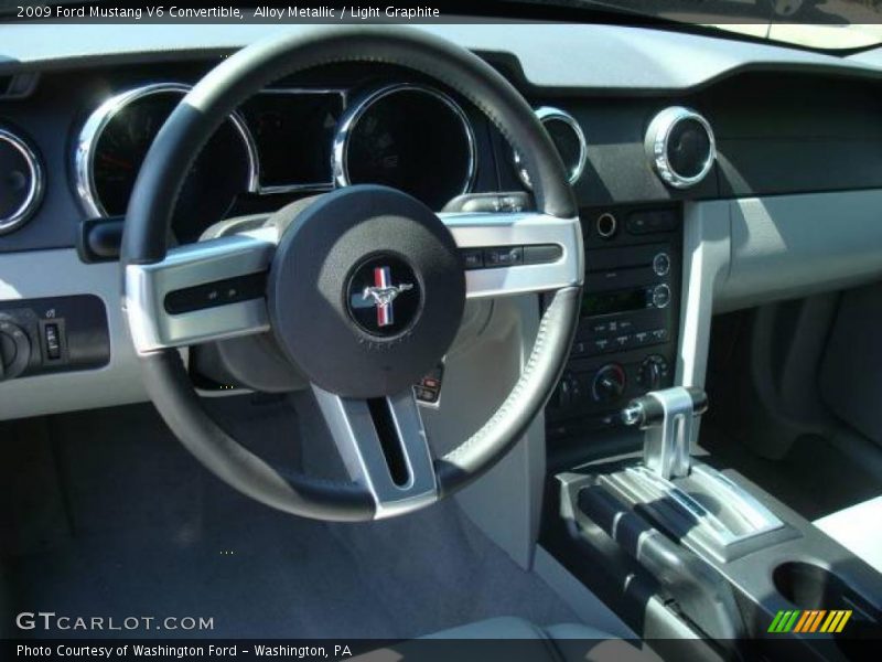 Alloy Metallic / Light Graphite 2009 Ford Mustang V6 Convertible