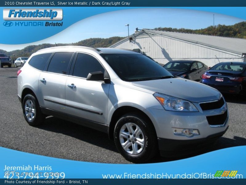 Silver Ice Metallic / Dark Gray/Light Gray 2010 Chevrolet Traverse LS
