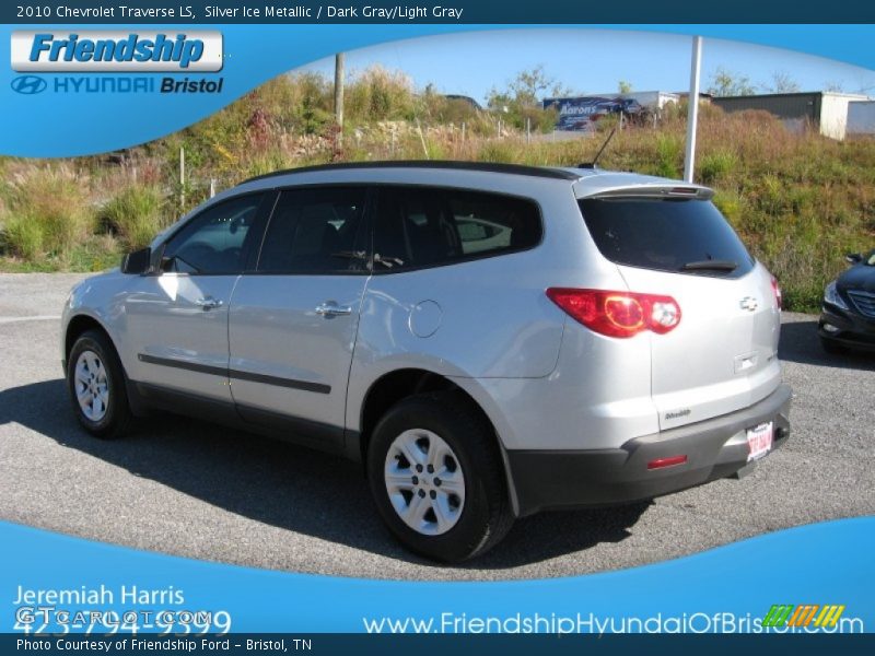 Silver Ice Metallic / Dark Gray/Light Gray 2010 Chevrolet Traverse LS