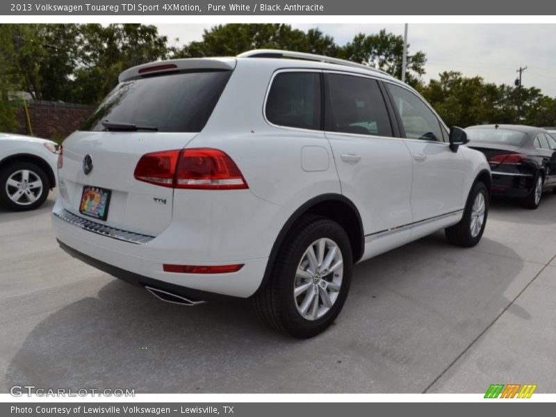 Pure White / Black Anthracite 2013 Volkswagen Touareg TDI Sport 4XMotion