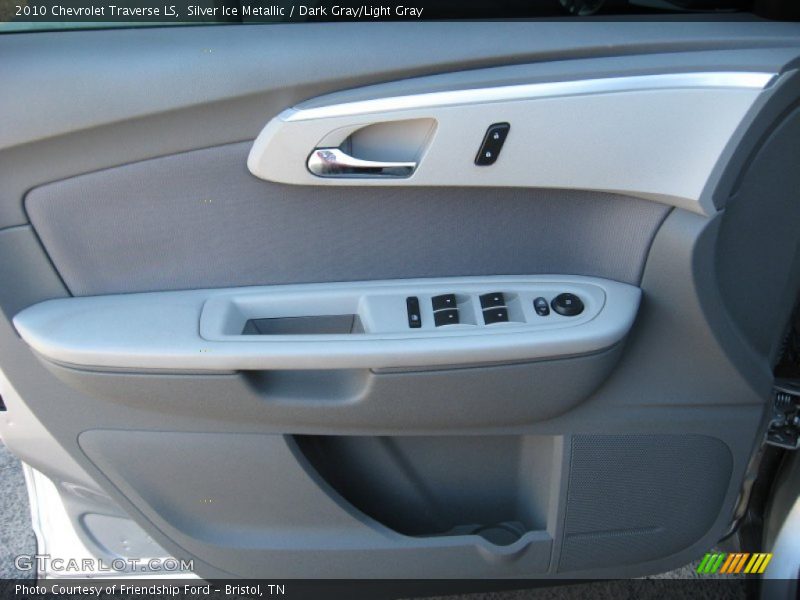 Silver Ice Metallic / Dark Gray/Light Gray 2010 Chevrolet Traverse LS