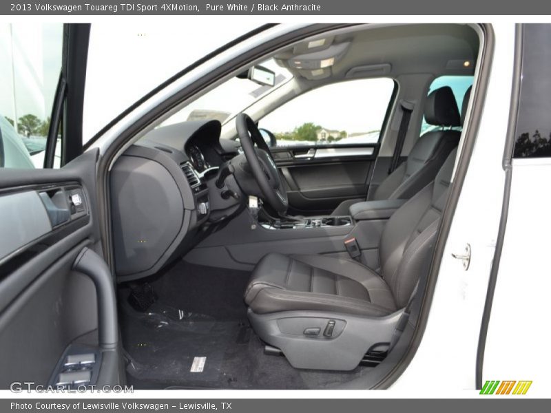 Pure White / Black Anthracite 2013 Volkswagen Touareg TDI Sport 4XMotion