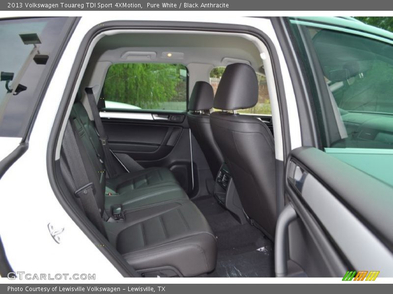 Pure White / Black Anthracite 2013 Volkswagen Touareg TDI Sport 4XMotion