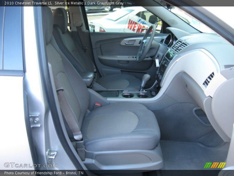 Silver Ice Metallic / Dark Gray/Light Gray 2010 Chevrolet Traverse LS