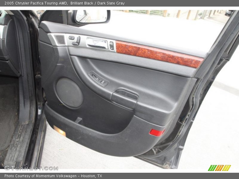 Brilliant Black / Dark Slate Gray 2005 Chrysler Pacifica Touring AWD