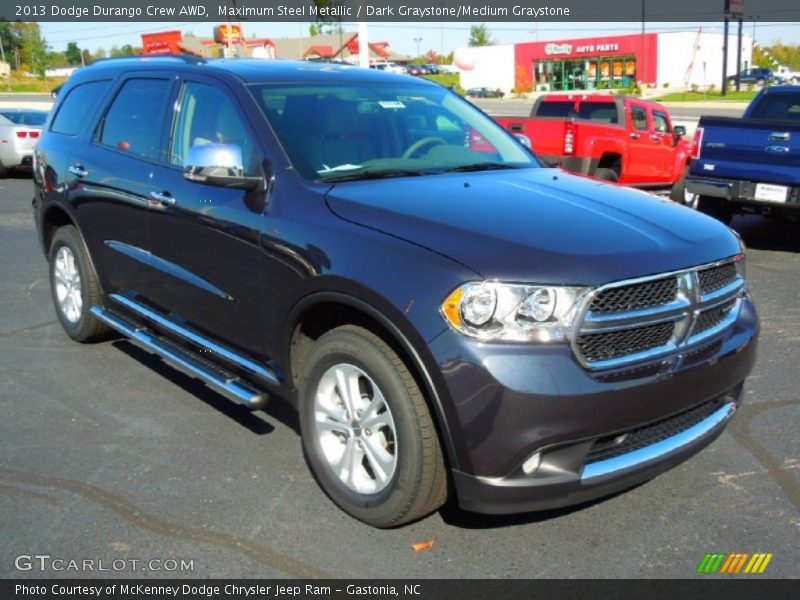 Front 3/4 View of 2013 Durango Crew AWD