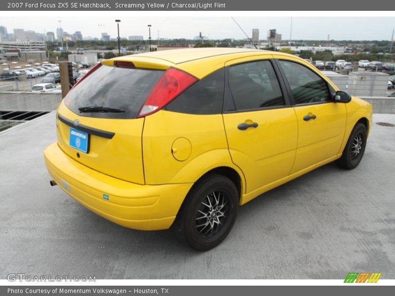 Screaming Yellow / Charcoal/Light Flint 2007 Ford Focus ZX5 SE Hatchback