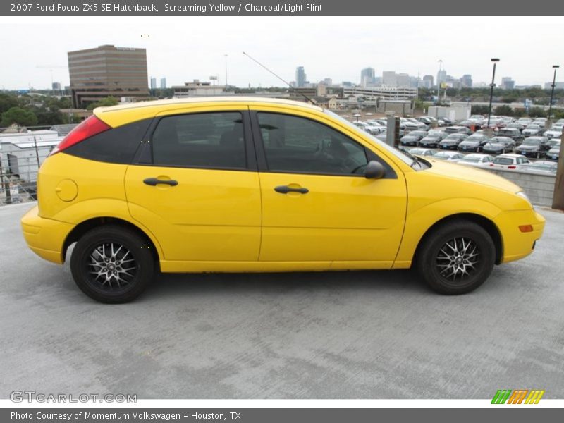 Screaming Yellow / Charcoal/Light Flint 2007 Ford Focus ZX5 SE Hatchback