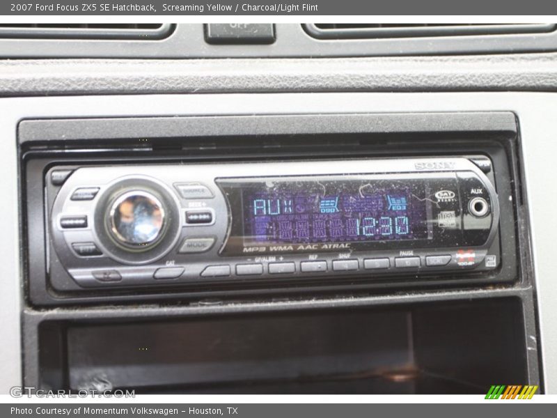 Screaming Yellow / Charcoal/Light Flint 2007 Ford Focus ZX5 SE Hatchback