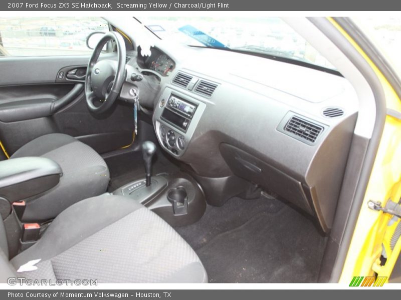 Screaming Yellow / Charcoal/Light Flint 2007 Ford Focus ZX5 SE Hatchback