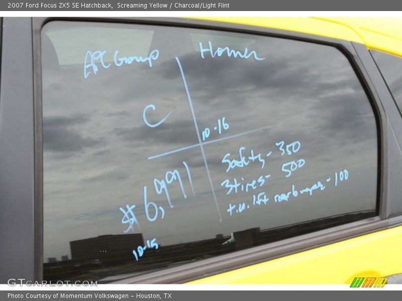 Screaming Yellow / Charcoal/Light Flint 2007 Ford Focus ZX5 SE Hatchback