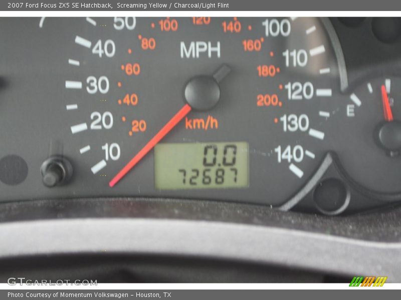 Screaming Yellow / Charcoal/Light Flint 2007 Ford Focus ZX5 SE Hatchback