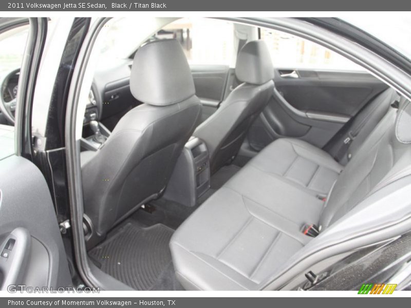 Black / Titan Black 2011 Volkswagen Jetta SE Sedan