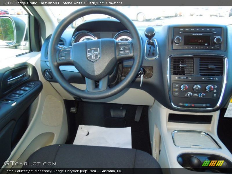Stone White / Black/Light Graystone 2013 Dodge Grand Caravan SXT