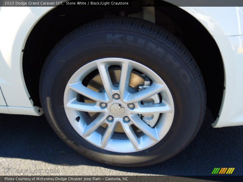 Stone White / Black/Light Graystone 2013 Dodge Grand Caravan SXT