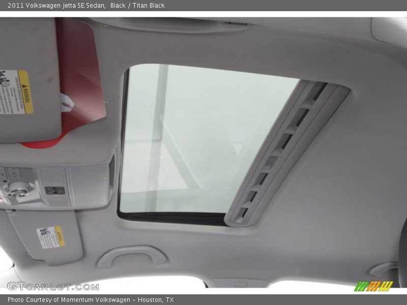 Black / Titan Black 2011 Volkswagen Jetta SE Sedan