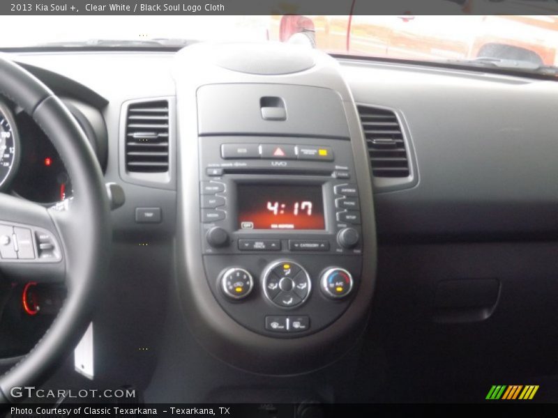 Clear White / Black Soul Logo Cloth 2013 Kia Soul +