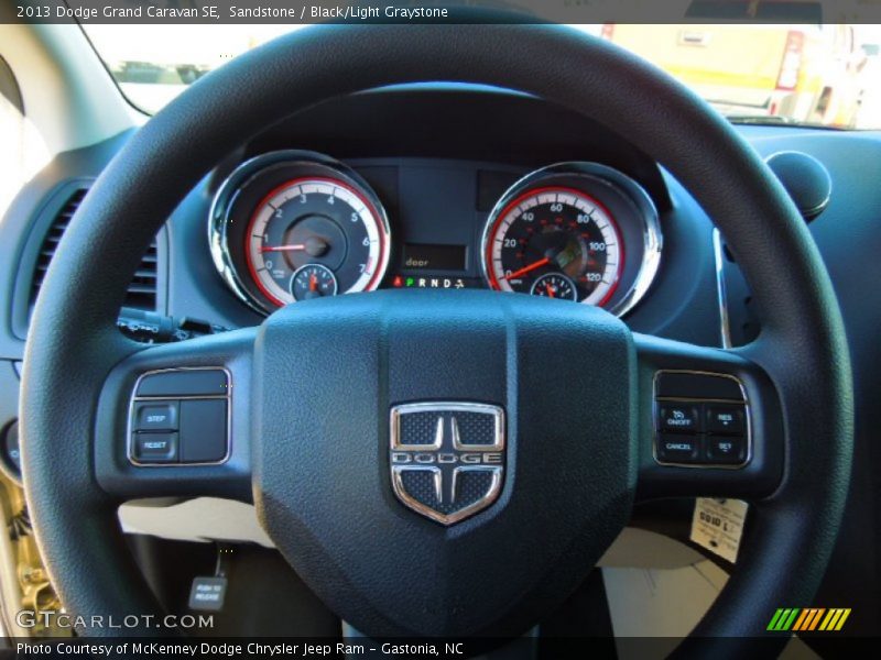 Sandstone / Black/Light Graystone 2013 Dodge Grand Caravan SE