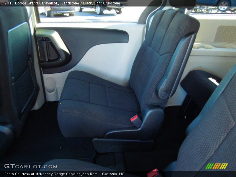 Sandstone / Black/Light Graystone 2013 Dodge Grand Caravan SE