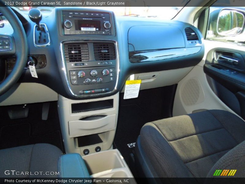 Sandstone / Black/Light Graystone 2013 Dodge Grand Caravan SE