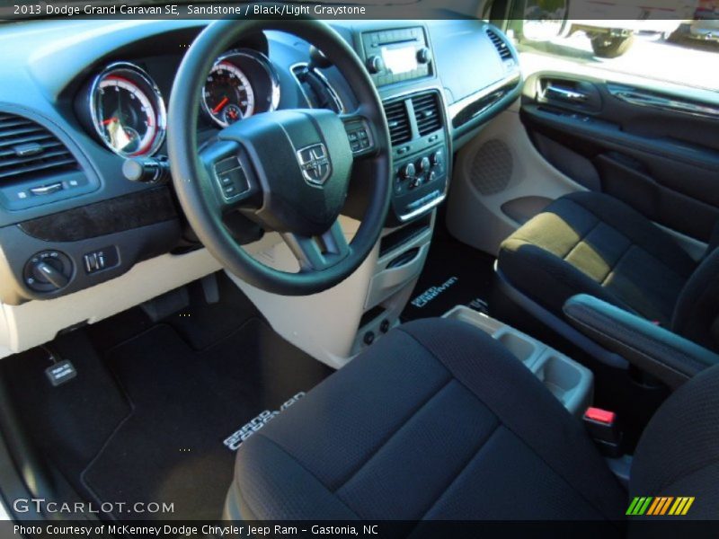 Sandstone / Black/Light Graystone 2013 Dodge Grand Caravan SE