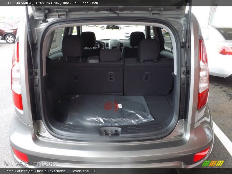 Titanium Gray / Black Soul Logo Cloth 2013 Kia Soul +
