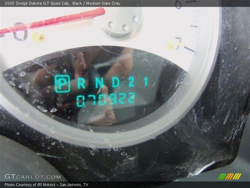Black / Medium Slate Gray 2005 Dodge Dakota SLT Quad Cab