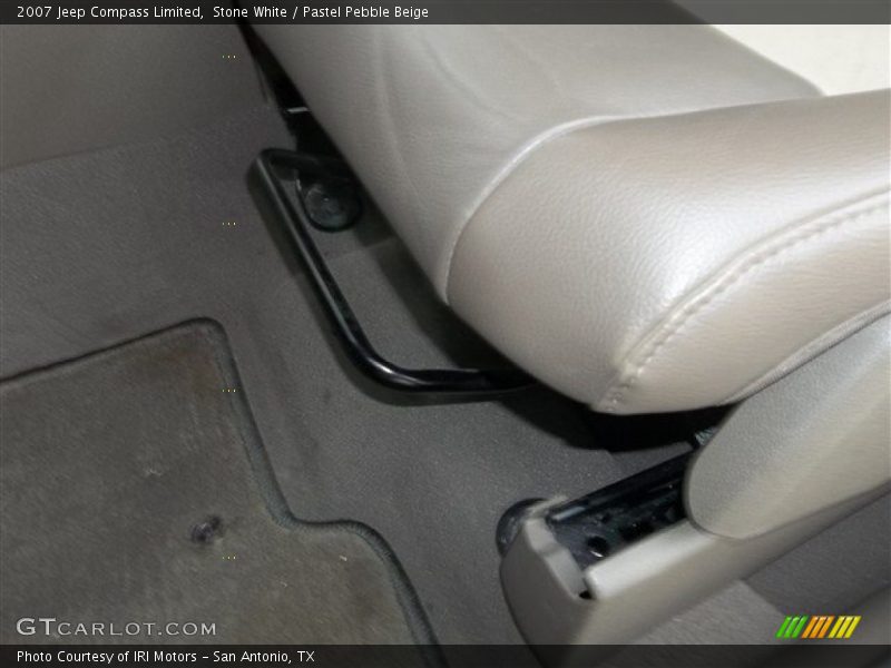 Stone White / Pastel Pebble Beige 2007 Jeep Compass Limited