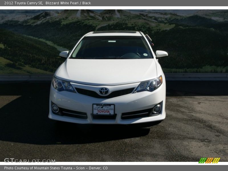 Blizzard White Pearl / Black 2012 Toyota Camry SE