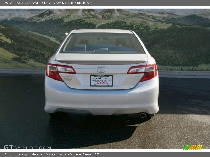Classic Silver Metallic / Black/Ash 2012 Toyota Camry SE