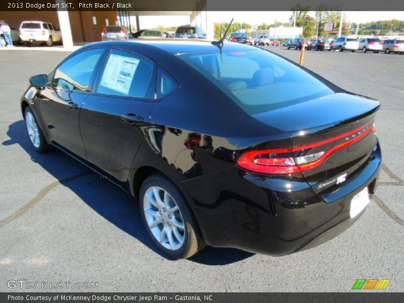 Pitch Black / Black 2013 Dodge Dart SXT