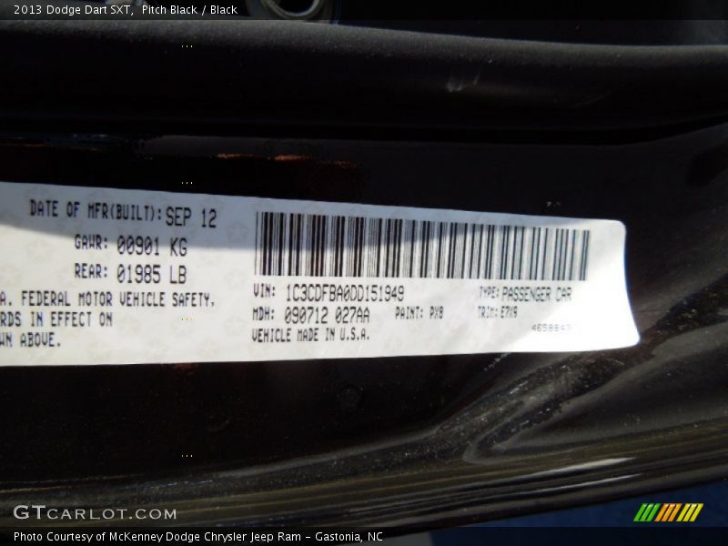 Pitch Black / Black 2013 Dodge Dart SXT