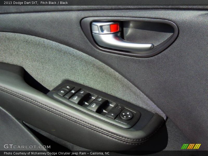 Pitch Black / Black 2013 Dodge Dart SXT