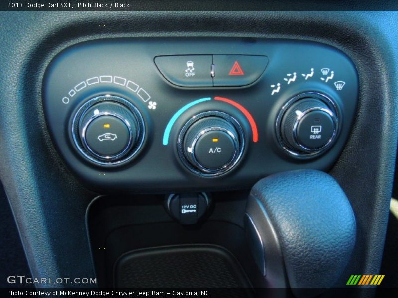 Pitch Black / Black 2013 Dodge Dart SXT