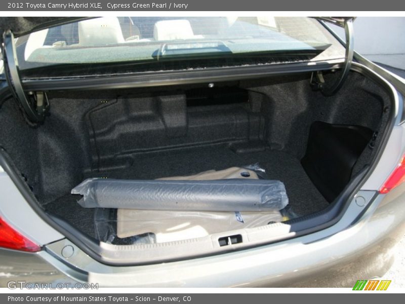 Cypress Green Pearl / Ivory 2012 Toyota Camry Hybrid XLE