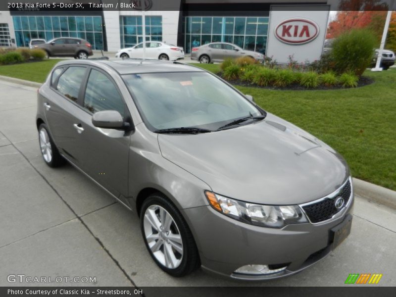 Titanium / Black 2013 Kia Forte 5-Door SX