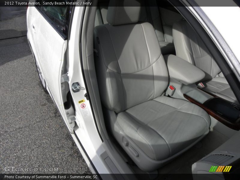Sandy Beach Metallic / Ivory 2012 Toyota Avalon