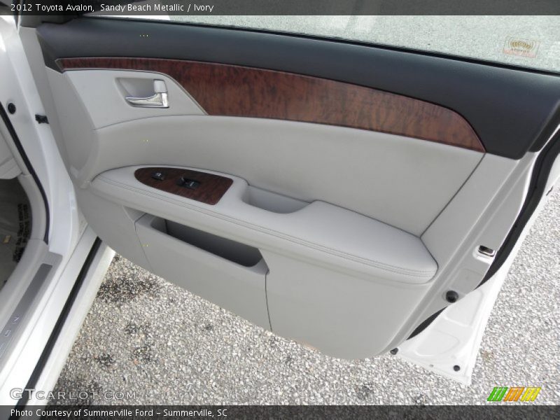 Sandy Beach Metallic / Ivory 2012 Toyota Avalon