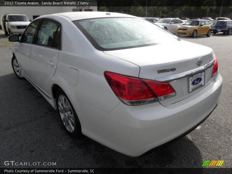 Sandy Beach Metallic / Ivory 2012 Toyota Avalon