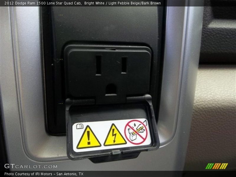 Bright White / Light Pebble Beige/Bark Brown 2012 Dodge Ram 1500 Lone Star Quad Cab