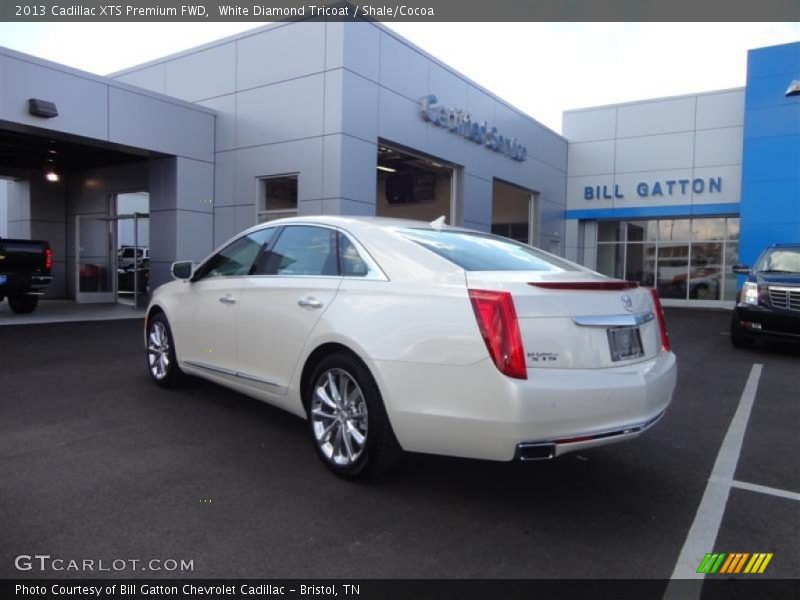 White Diamond Tricoat / Shale/Cocoa 2013 Cadillac XTS Premium FWD