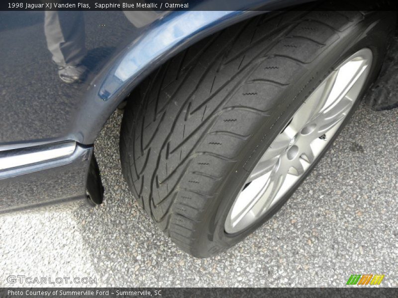 Sapphire Blue Metallic / Oatmeal 1998 Jaguar XJ Vanden Plas